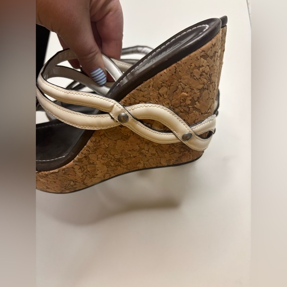 COLE HAAN White Wedge Cork Platform Sandals Womens Size 9 Slip On Shoes - Picture 4 of 7